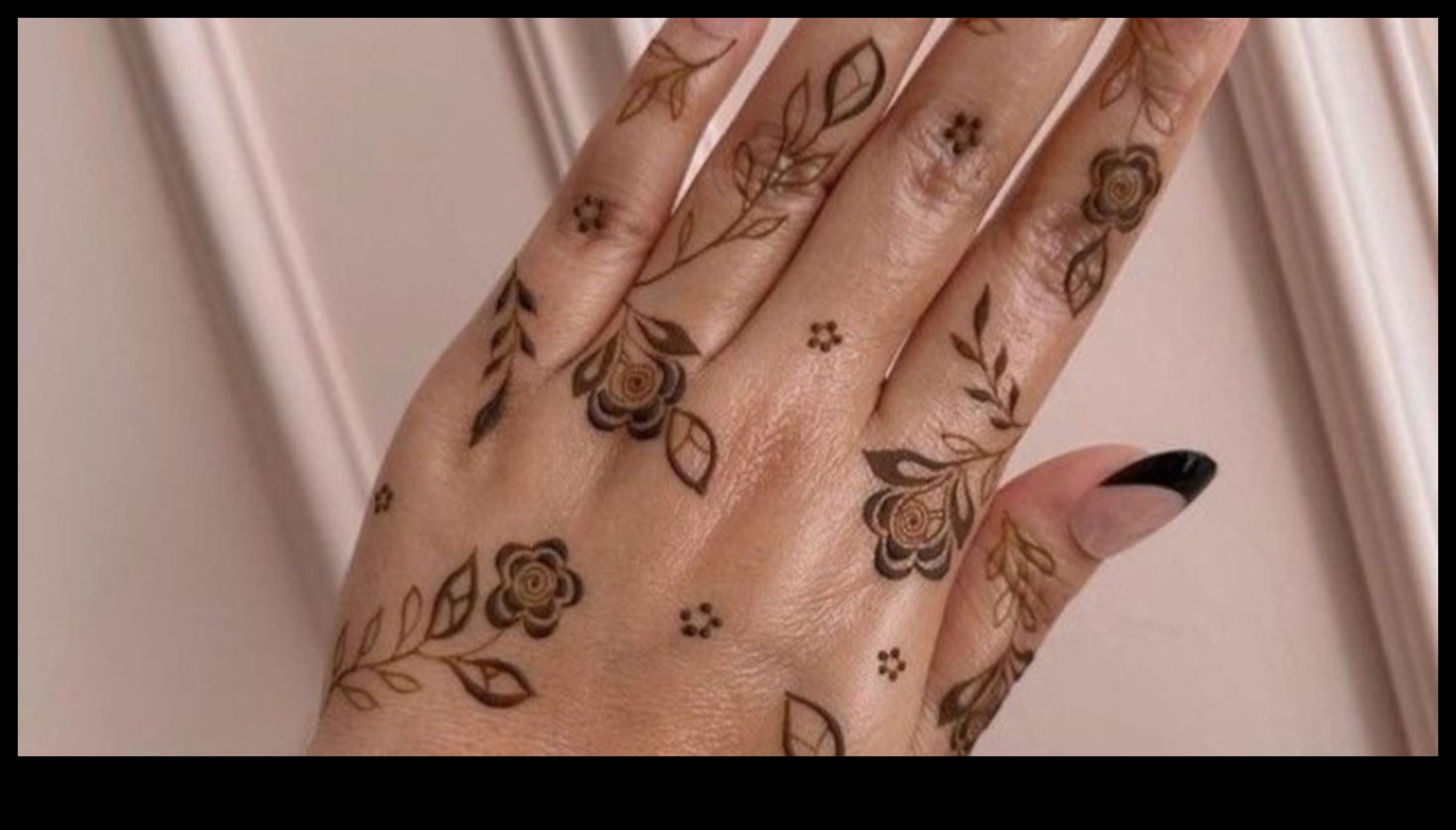 الجمال الزائل: أفكار الوشم الجذابة والمؤقتة