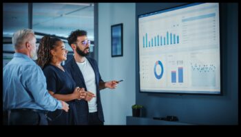 مافريكس البيانات: الريادة في عالم الفنون الإبداعية والحلول التحليلية