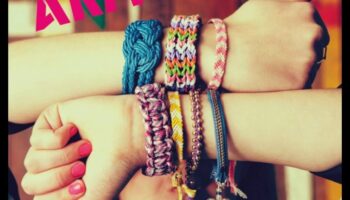 Arm Candy Extravaganza: استكشف مجموعتنا من الأساور