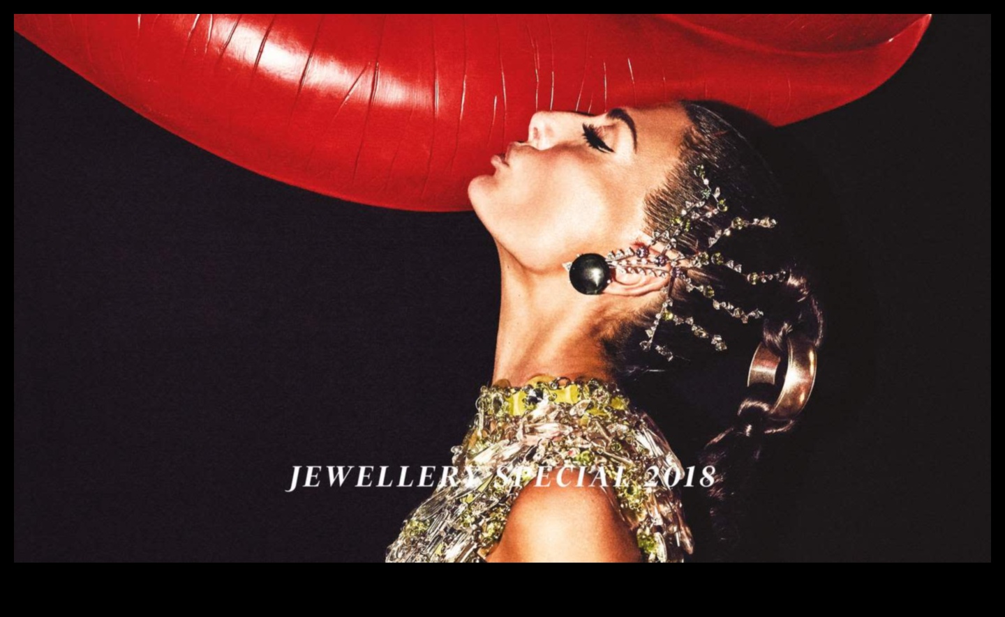 كشف النقاب عن البهجة: احتضن سحر مجوهرات الأزياء