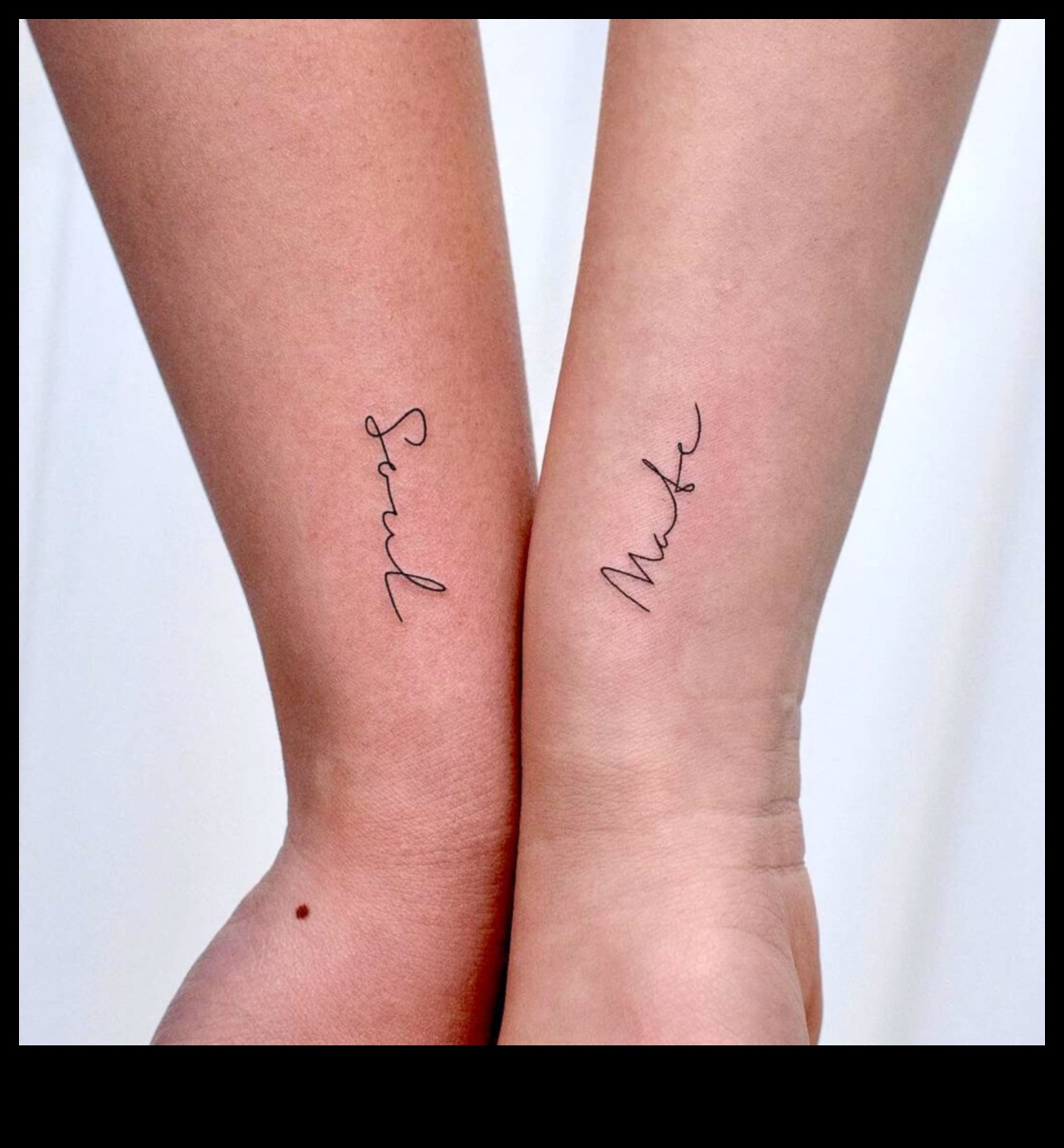 علامات توأم الروح: مطابقة الوشم للأزواج في المزامنة